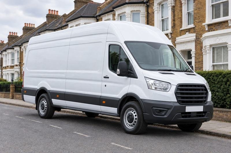 Large long-wheelbase high-roof removal van